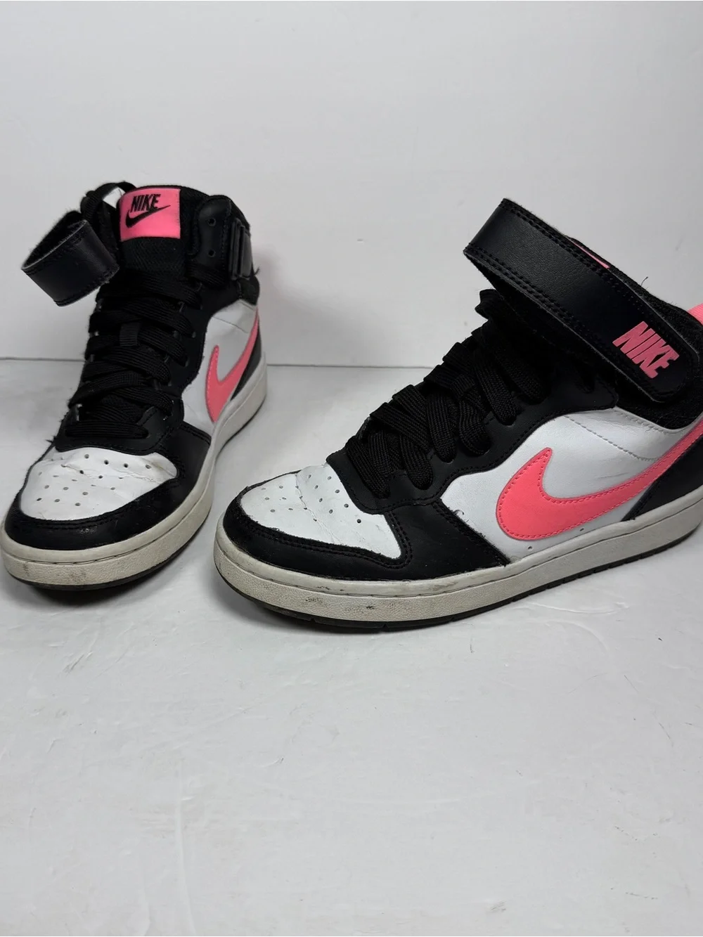 Nike Court Borough 2 Mid White Sunset Pulse - Size 3.5Y